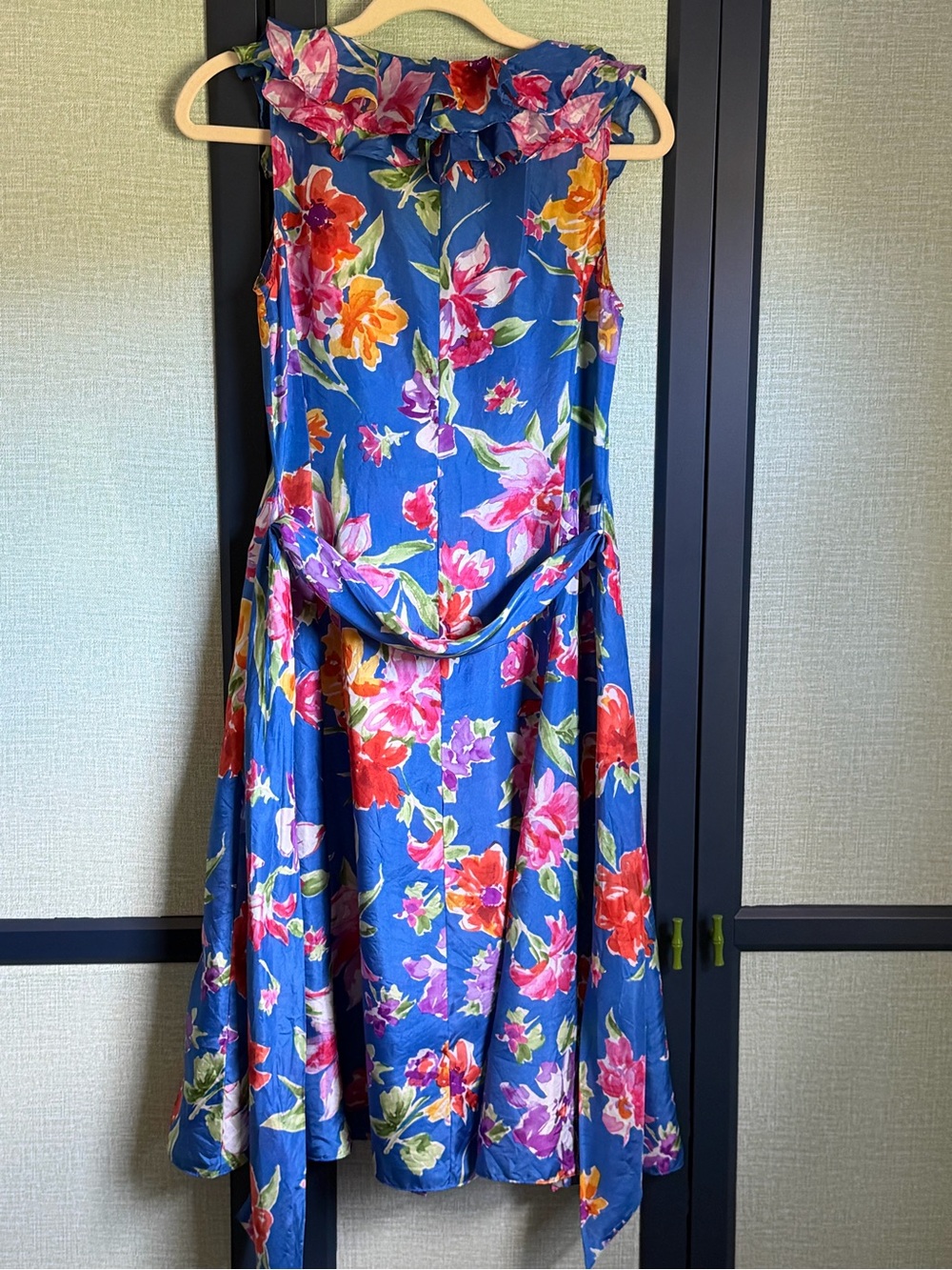 Lauren Ralph Lauren Floral Button Tie Front Ruffle 100% Silk Shirt Dress, Size 4 - Picture 6 of 12